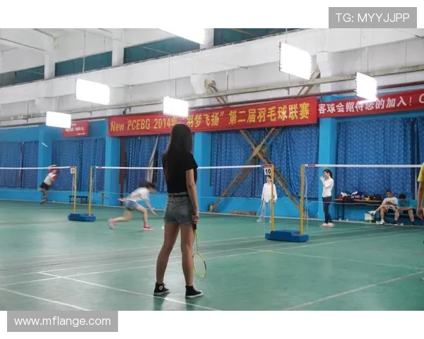 深圳羽毛球队耐力训练揭秘：如何提升运动员的持久战斗力