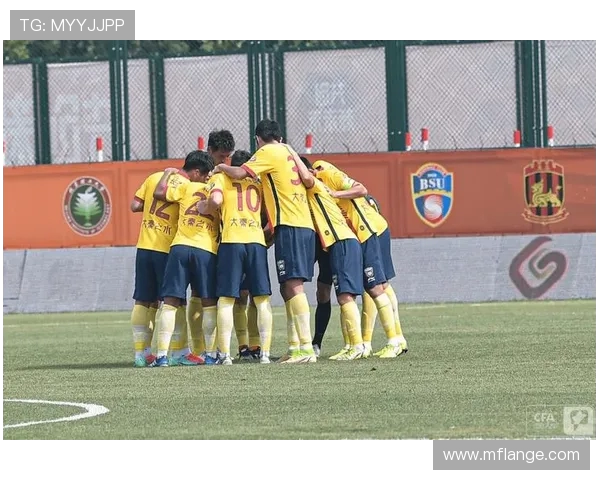 阿瓦伊主场迎战戈竞技争夺联赛关键三分的激烈对决