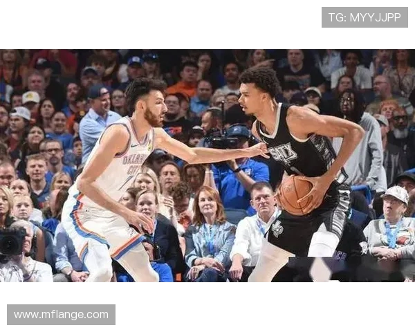 雷霆与马刺强强对决CCTV5直播精彩赛事不容错过