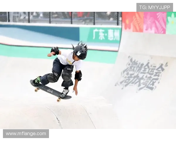 成都滑板队荣登全国滑板意识排行榜第六位展现青春活力与团队精神